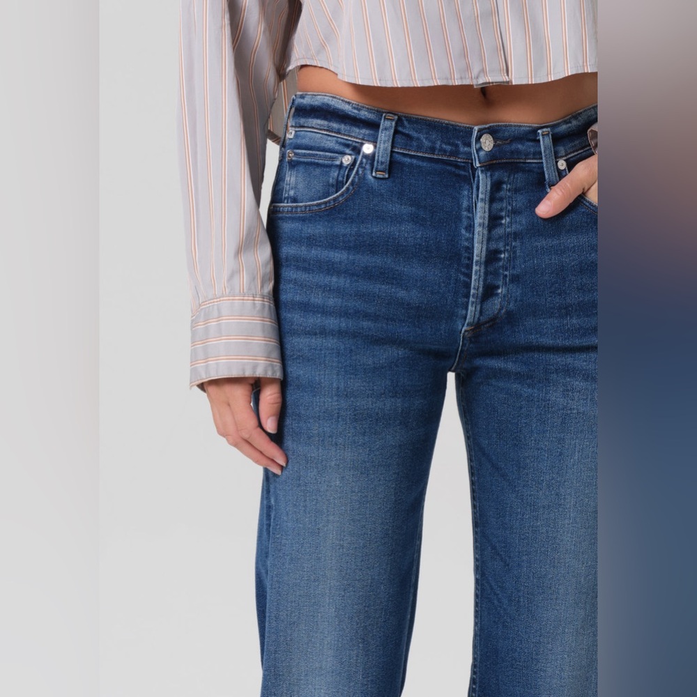 Citizen of Humanity Petite Palma Straight Raw Hem in Ambry mid denim wash, 29P - Picture 15 of 15